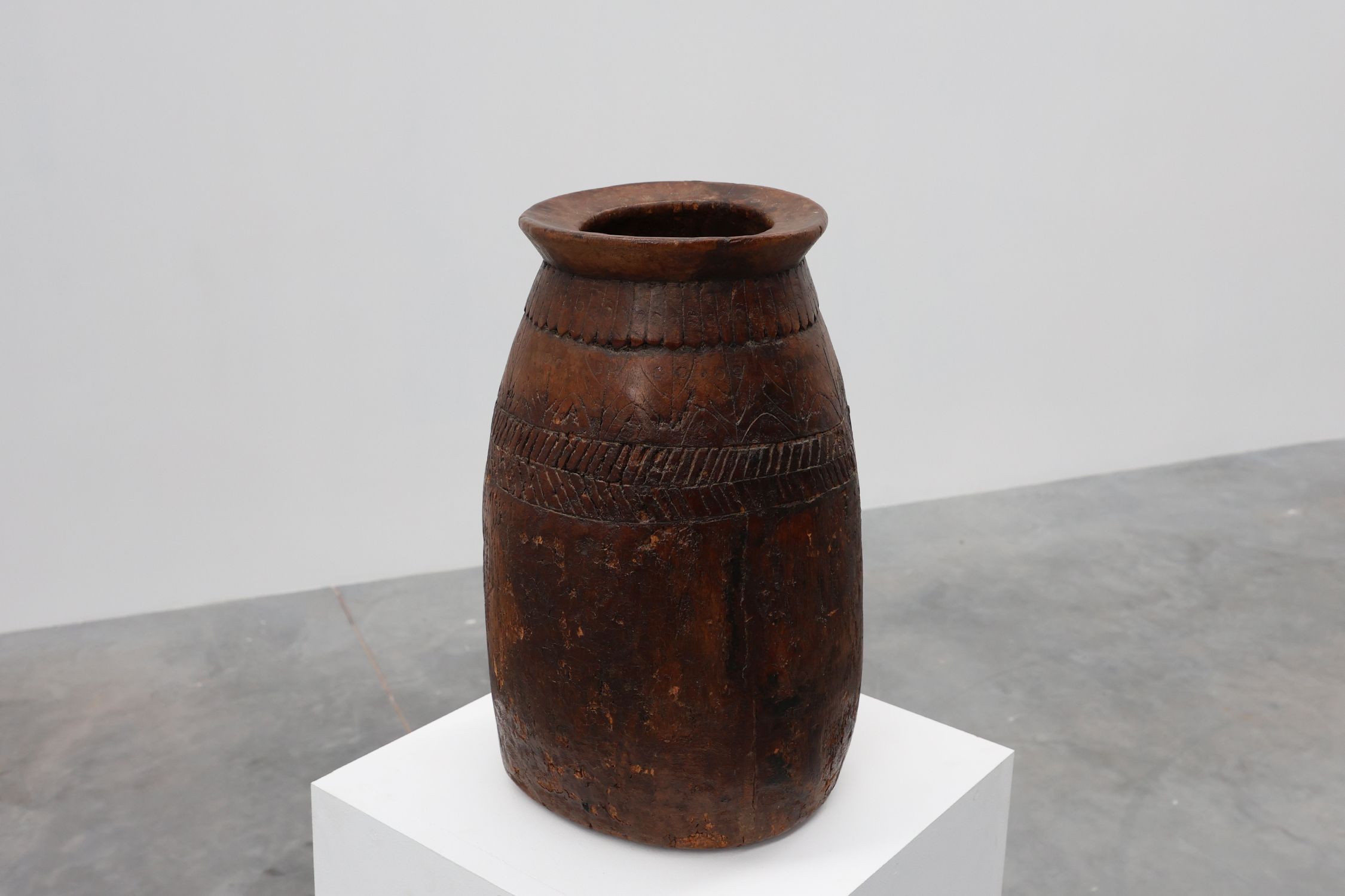 Rare Rustic wabi sabi style vase in solid wood, France 1800sthumbnail